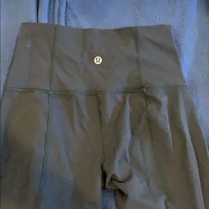 Black lulu lemon leggings